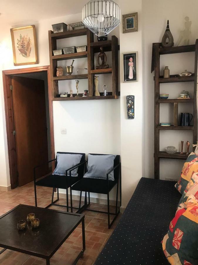 Mp Cozy Apartment Near The Sea Paphos Exterior foto